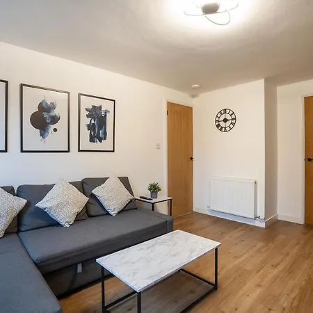 Modern 2Bed Apartment-Free Parking Эдинбург Экстерьер фото
